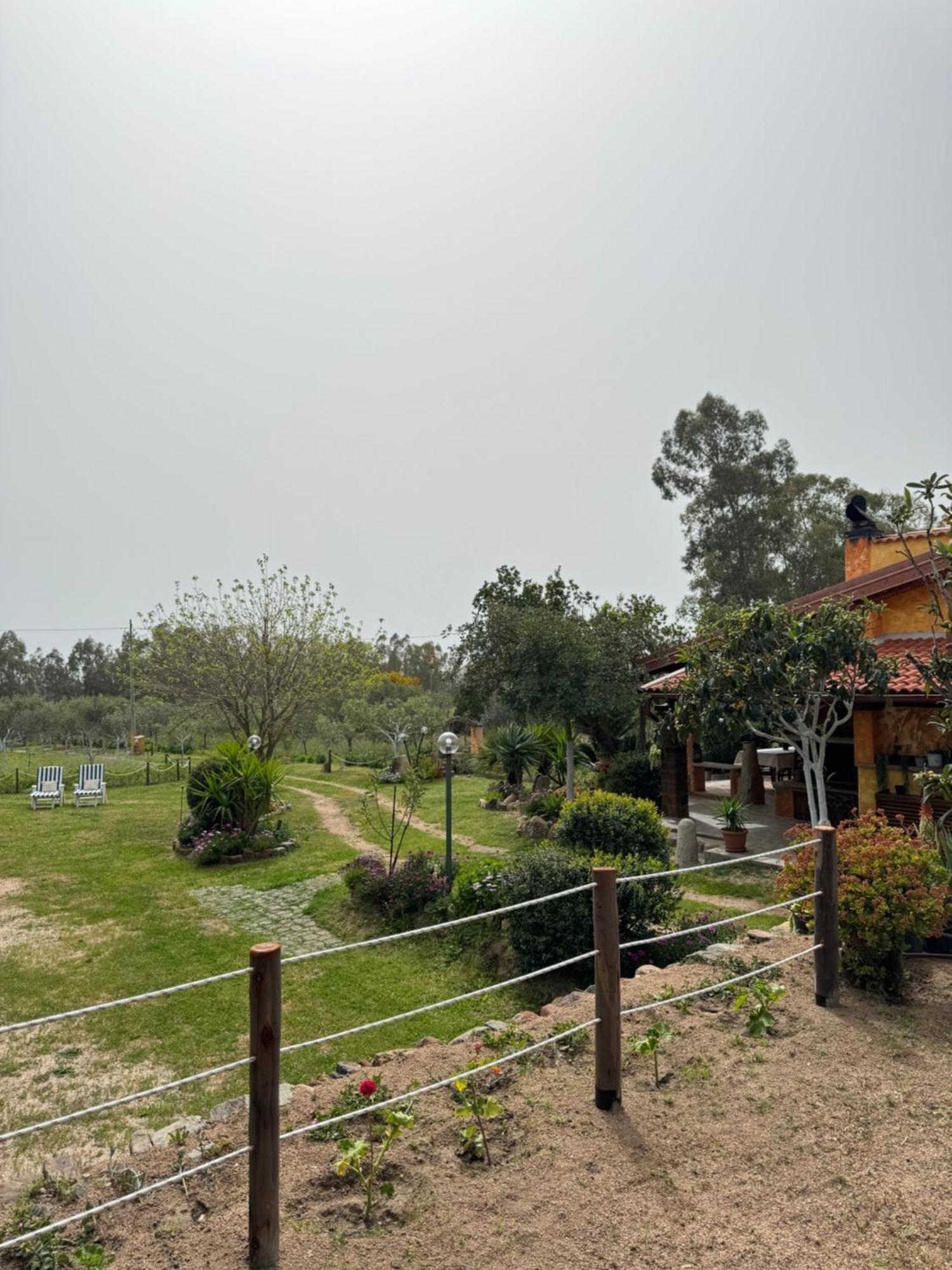 L'Uliveto Holiday House Muravera Esterno foto